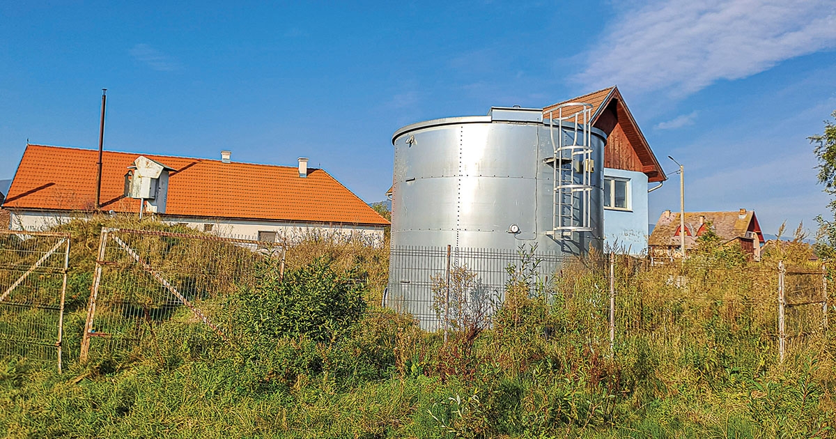 A szomszédból eredő vízforrás